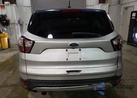 2017 Ford Escape Se from USA, damaged, VIN 1FMCU9GD2HUF01194